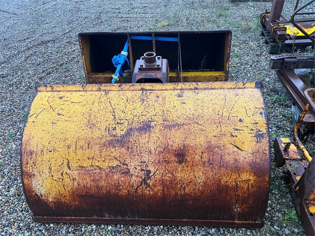 BSV SHVA 1000 ltr korn grab - Benne preneuse: photos 2 BSV SHVA 1000 ltr korn grab - Benne preneuse: photos 2