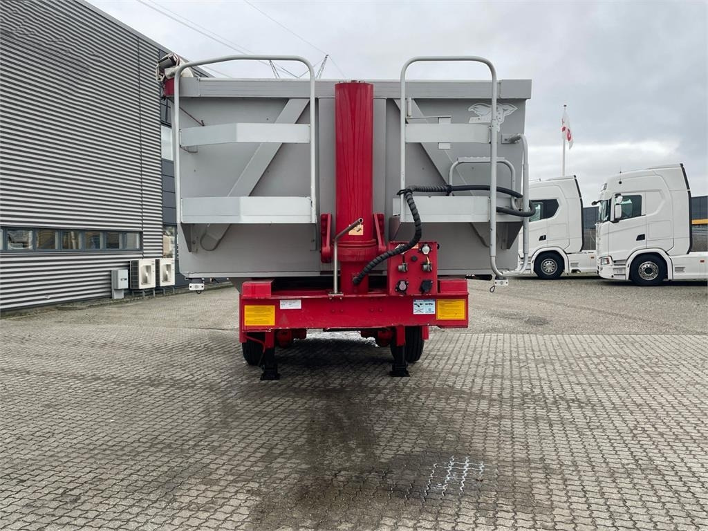 Semi-remorque benne Benalu 2-aks 24m3 alu chassis: photos 6 Semi-remorque benne Benalu 2-aks 24m3 alu chassis: photos 6