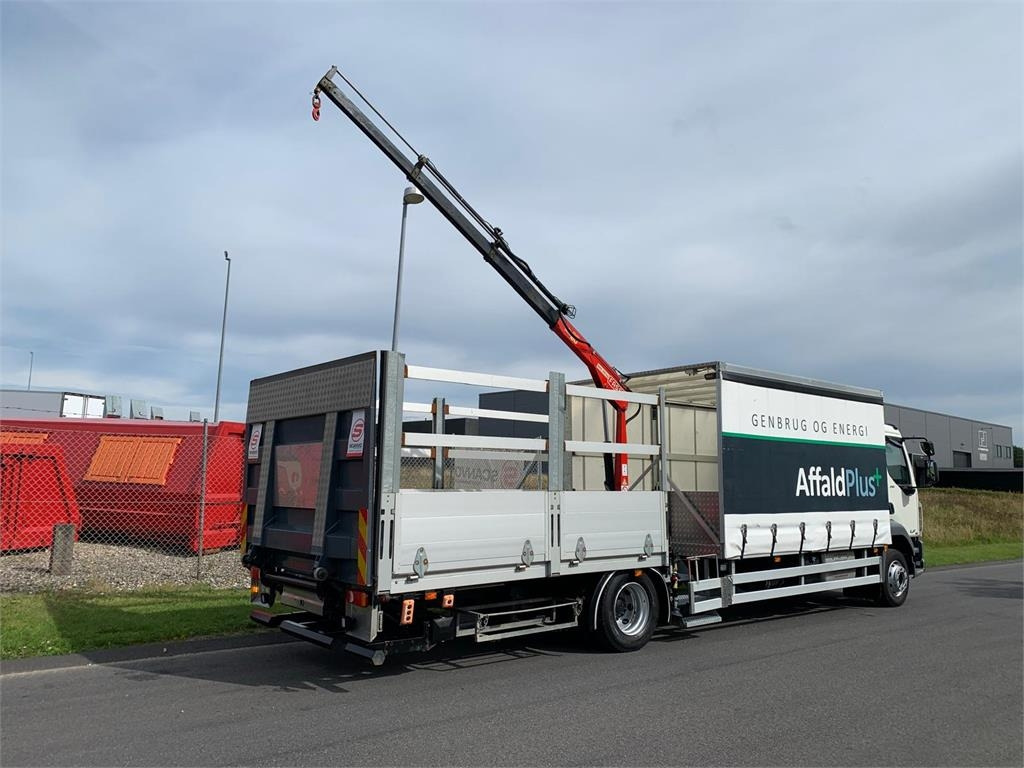 DAF LF210 4x2 FA - Camion grue: photos 1 DAF LF210 4x2 FA - Camion grue: photos 1