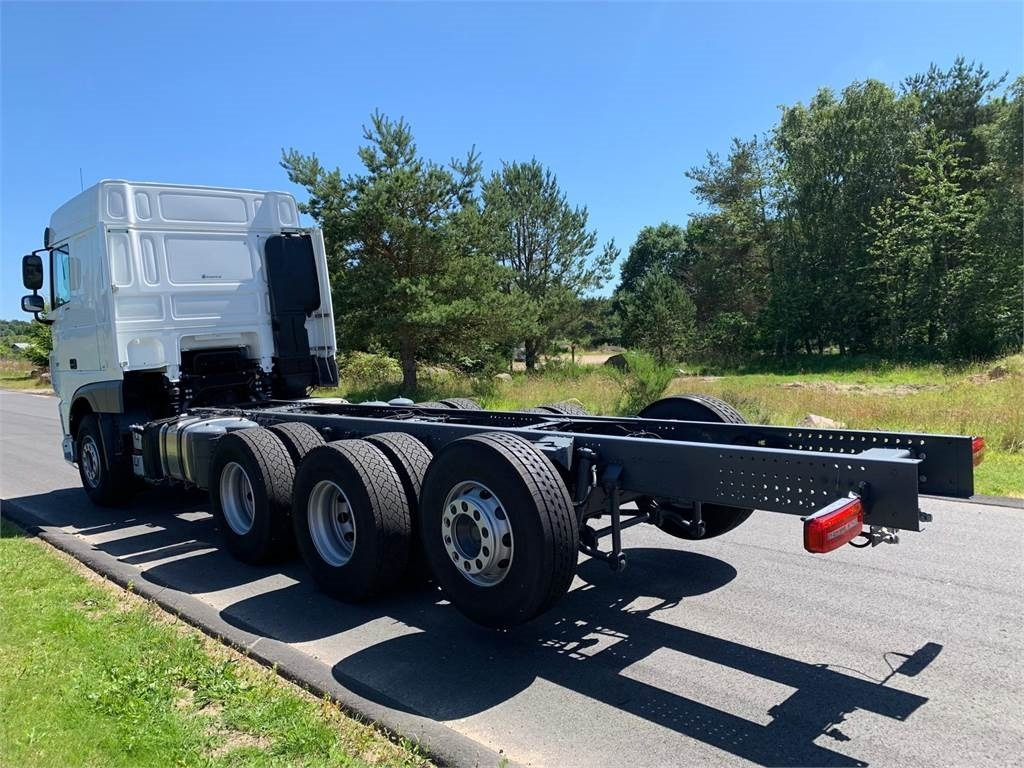 DAF XF 430 FAW 8x4*4 Tridem - Camion multibenne: photos 4 DAF XF 430 FAW 8x4*4 Tridem - Camion multibenne: photos 4