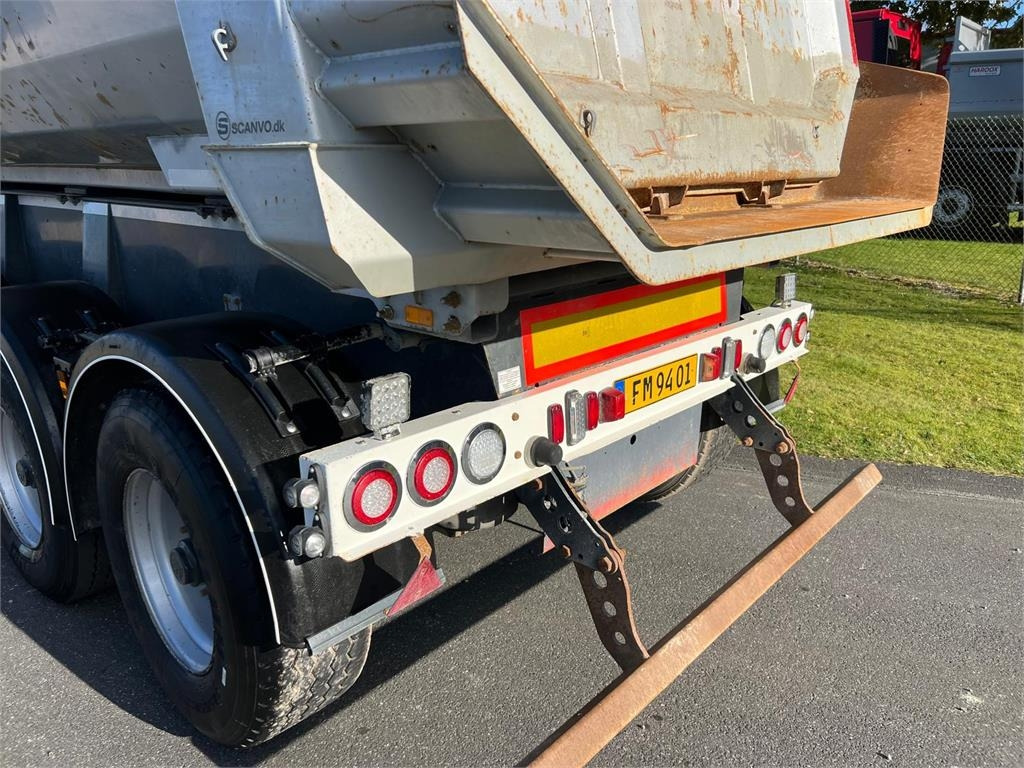 Langendorf 35,4m3 Hardox SKS-HS 30-9,9 mtr - Semi-remorque benne: photos 5 Langendorf 35,4m3 Hardox SKS-HS 30-9,9 mtr - Semi-remorque benne: photos 5