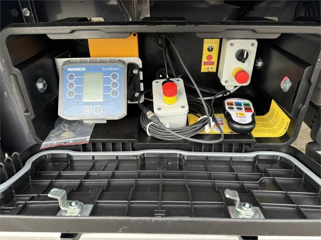 Semi-remorque à fond mouvant Legras 91,8 m3 - VBK Aut. presenning: photos 10