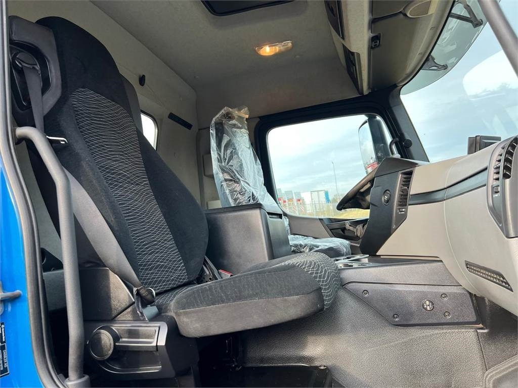 Mercedes-Benz Antos 2546 L - Camion multibenne: photos 4 Mercedes-Benz Antos 2546 L - Camion multibenne: photos 4