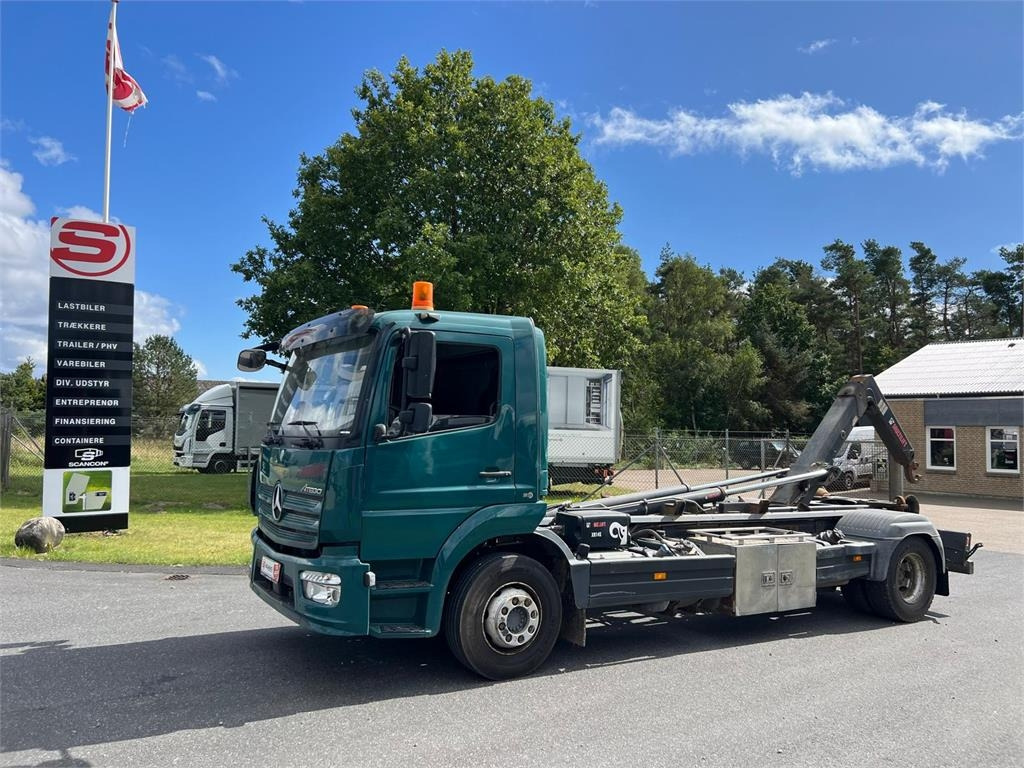 Mercedes-Benz Atego 1521 - Camion ampliroll: photos 1 Mercedes-Benz Atego 1521 - Camion ampliroll: photos 1