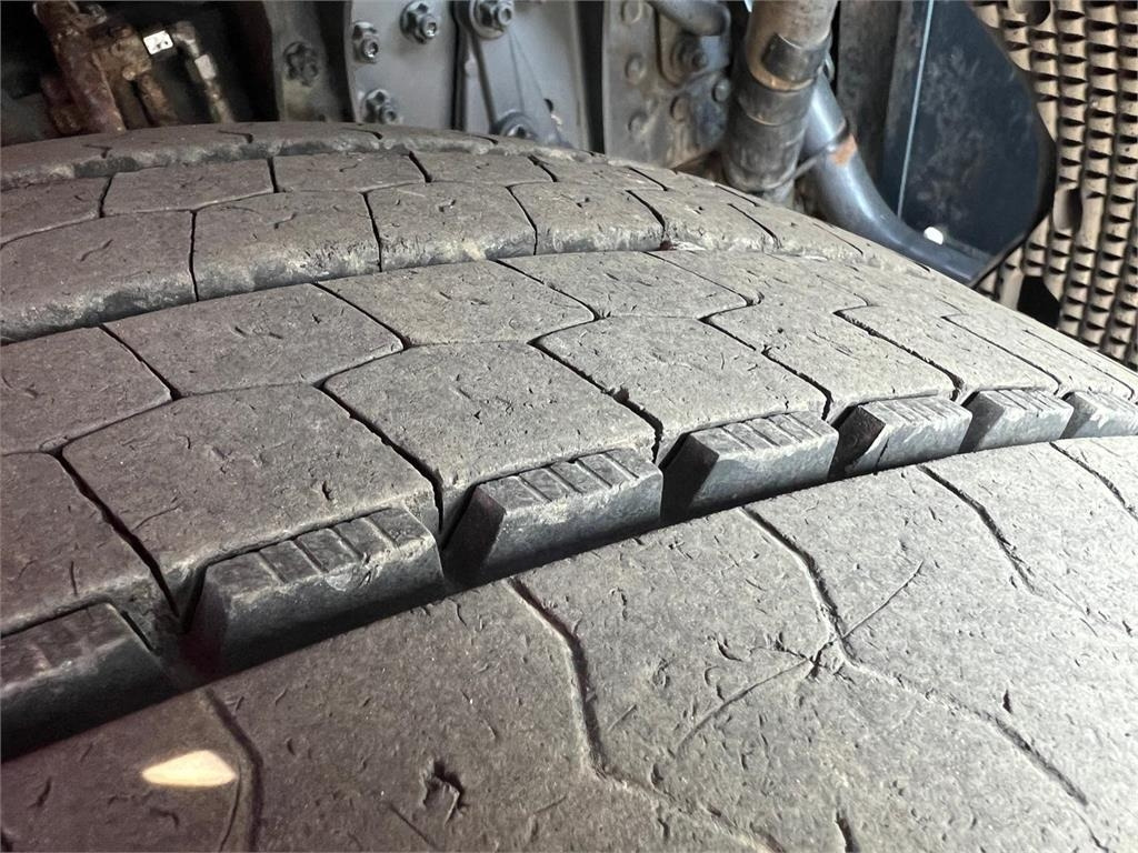 Benne à ordures ménagères Mercedes-Benz Econic 2630L ENA 4 kammer NTM: photos 18 Benne à ordures ménagères Mercedes-Benz Econic 2630L ENA 4 kammer NTM: photos 18