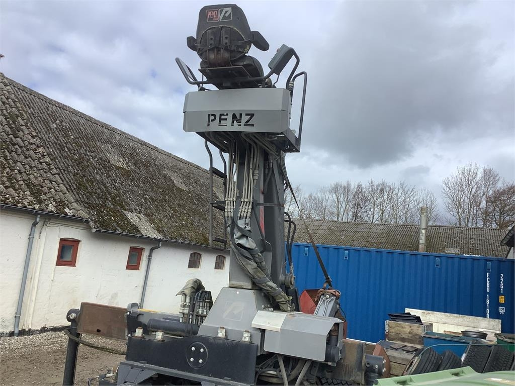 Penz 15Z9.50 kran på aftagelig konsol - Grue auxiliaire pour Camion: photos 2 Penz 15Z9.50 kran på aftagelig konsol - Grue auxiliaire pour Camion: photos 2