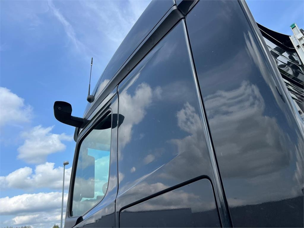 Mercedes-Benz Actros 2545 LS - Tracteur routier: photos 2 Mercedes-Benz Actros 2545 LS - Tracteur routier: photos 2