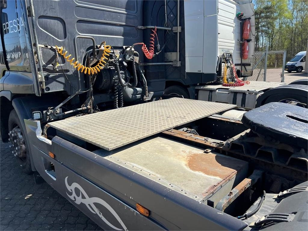 Renault Premium 440 DXI - Tracteur routier: photos 3 Renault Premium 440 DXI - Tracteur routier: photos 3