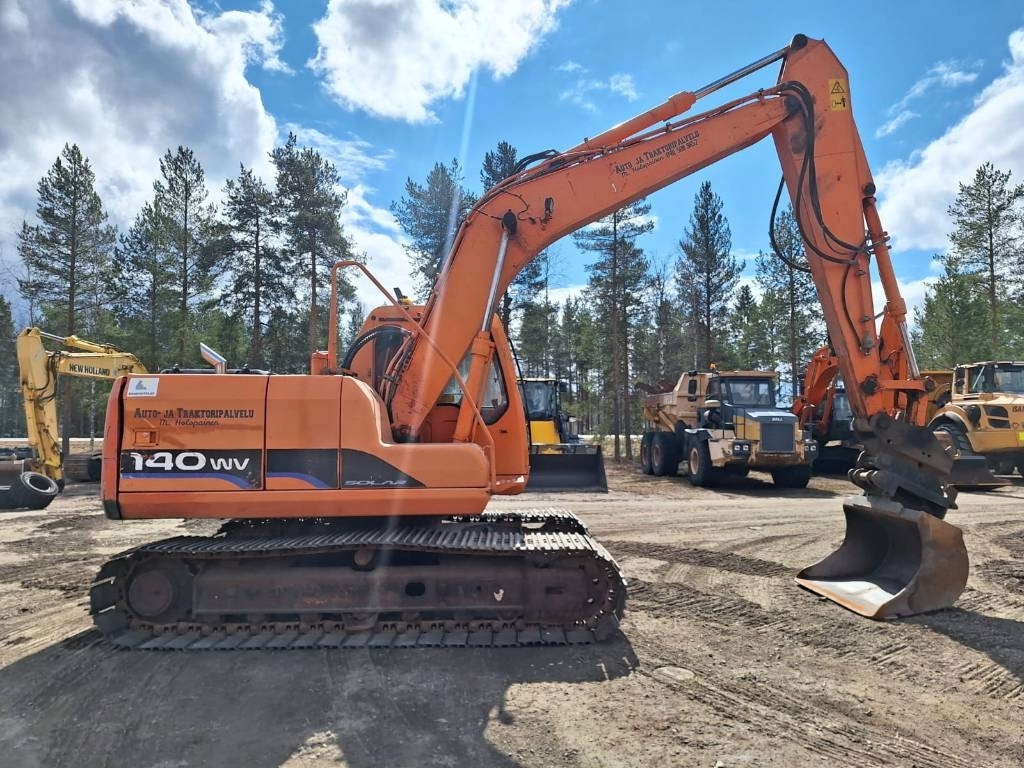 Daewoo Doosan MYYTY! SOLD! S140LC-V - Pelle sur chenille: photos 4 Daewoo Doosan MYYTY! SOLD! S140LC-V - Pelle sur chenille: photos 4