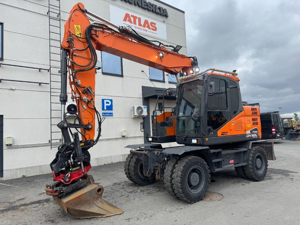 Doosan DX 165 W-5 - Pelle sur pneus: photos 2 Doosan DX 165 W-5 - Pelle sur pneus: photos 2
