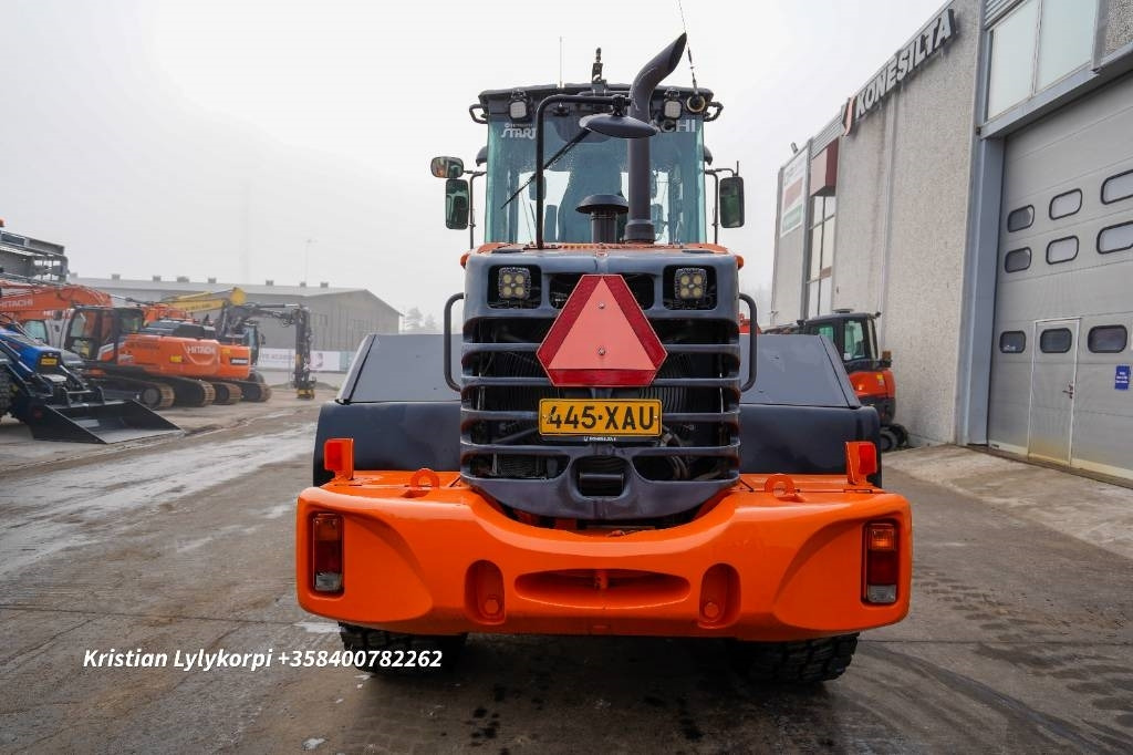 Hitachi ZW150 LONGBOOM - Chargeuse sur pneus: photos 4 Hitachi ZW150 LONGBOOM - Chargeuse sur pneus: photos 4