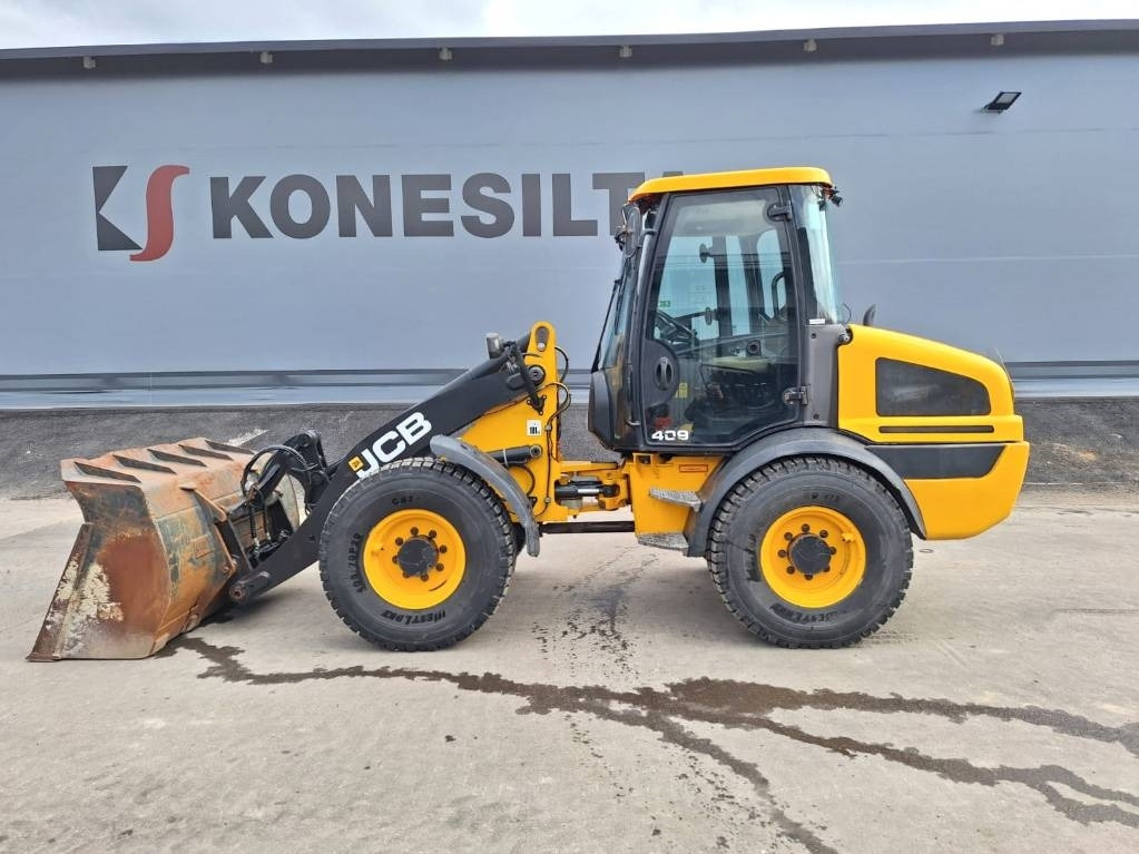 JCB 409 AURA, HIEKOITIN YM. - Chargeuse sur pneus: photos 1 JCB 409 AURA, HIEKOITIN YM. - Chargeuse sur pneus: photos 1