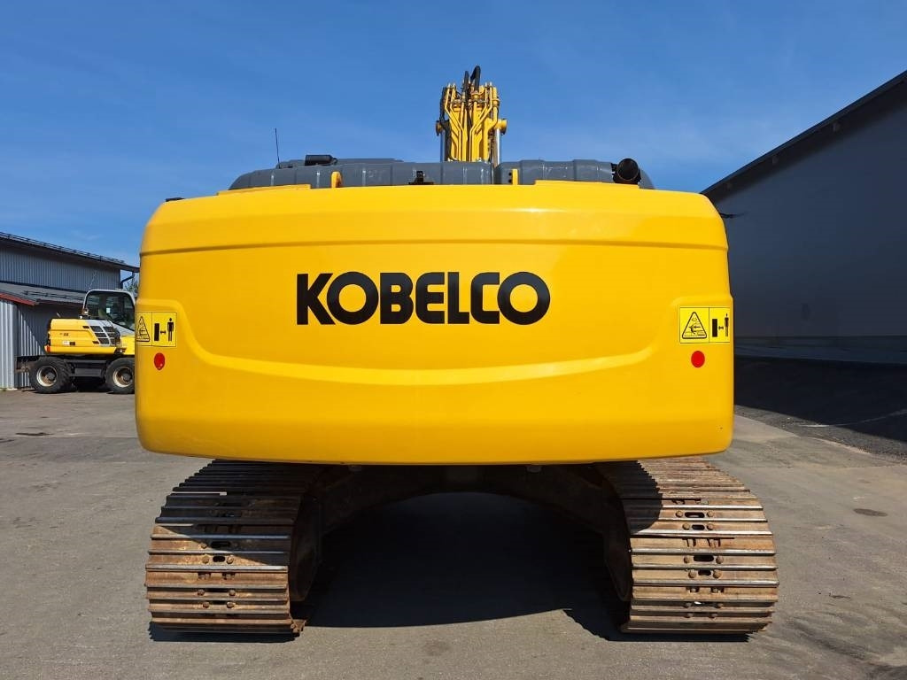 Kobelco SK210LC-11 PYÖRITTÄJÄLLÄ - Pelle sur chenille: photos 3 Kobelco SK210LC-11 PYÖRITTÄJÄLLÄ - Pelle sur chenille: photos 3