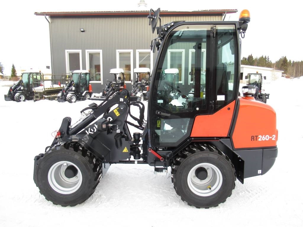 Kubota RT260-2 UUSI, TAKUU - Valet de ferme: photos 1 Kubota RT260-2 UUSI, TAKUU - Valet de ferme: photos 1