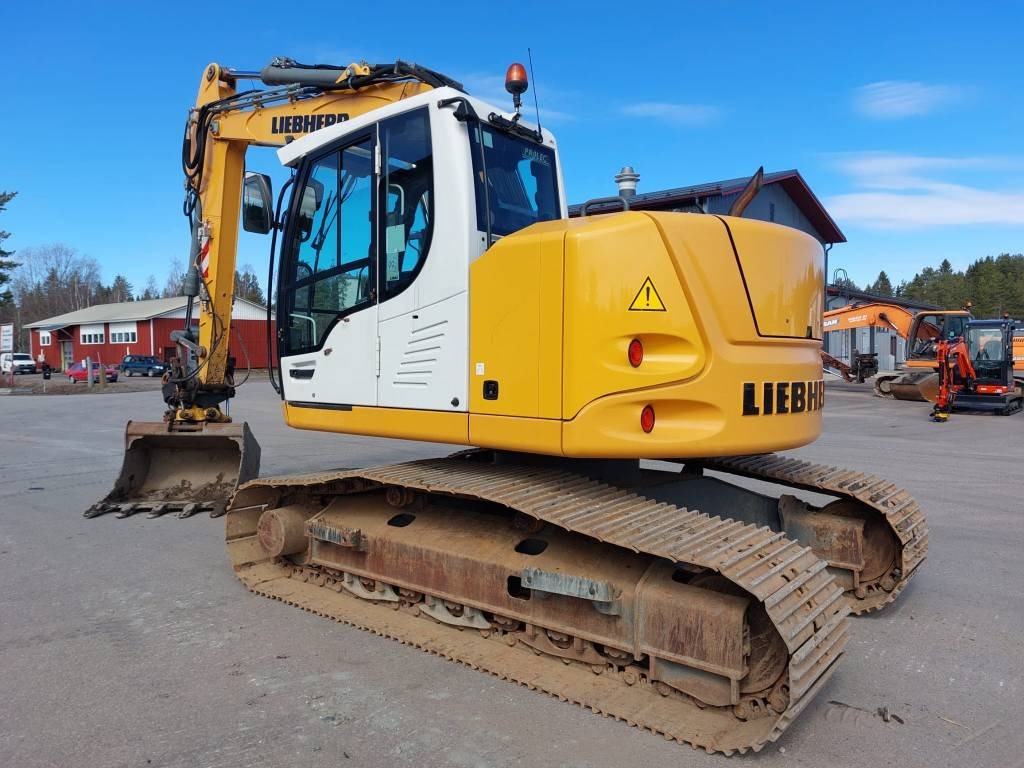 Liebherr MYYTY! SOLD! R914 COMPACT - Pelle sur chenille: photos 2 Liebherr MYYTY! SOLD! R914 COMPACT - Pelle sur chenille: photos 2