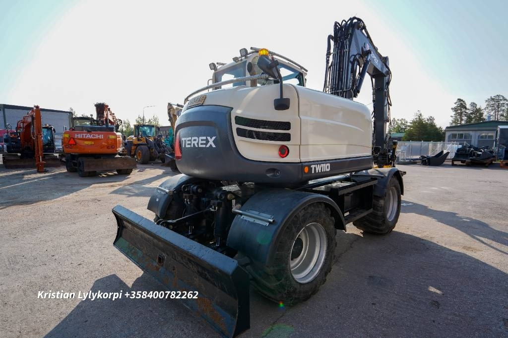 Terex TW110 ENGCON JA KAUHAT - Pelle sur pneus: photos 5 Terex TW110 ENGCON JA KAUHAT - Pelle sur pneus: photos 5