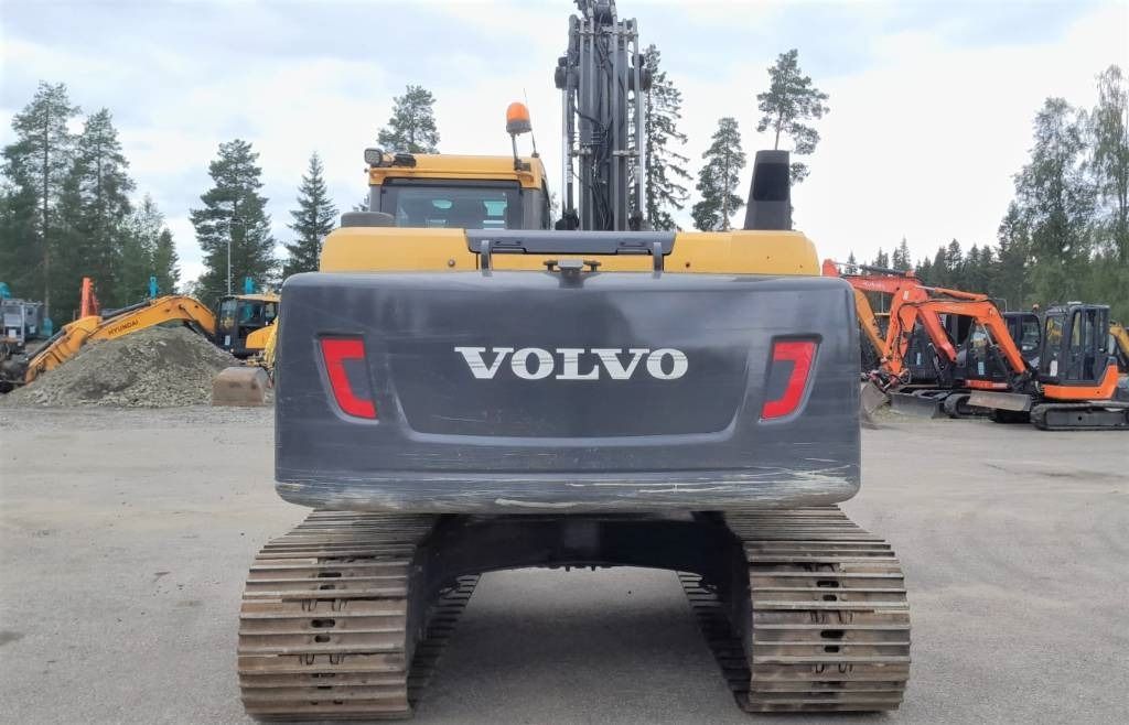 Volvo EC180DL PYÖRITTÄJÄLLÄ - Pelle sur chenille: photos 4 Volvo EC180DL PYÖRITTÄJÄLLÄ - Pelle sur chenille: photos 4
