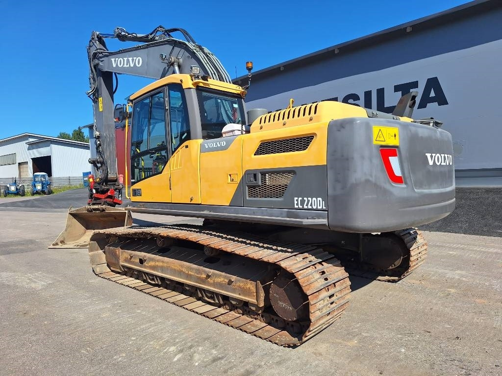 Volvo EC220DL PYÖRITTÄJÄLLÄ - Pelle sur chenille: photos 2 Volvo EC220DL PYÖRITTÄJÄLLÄ - Pelle sur chenille: photos 2