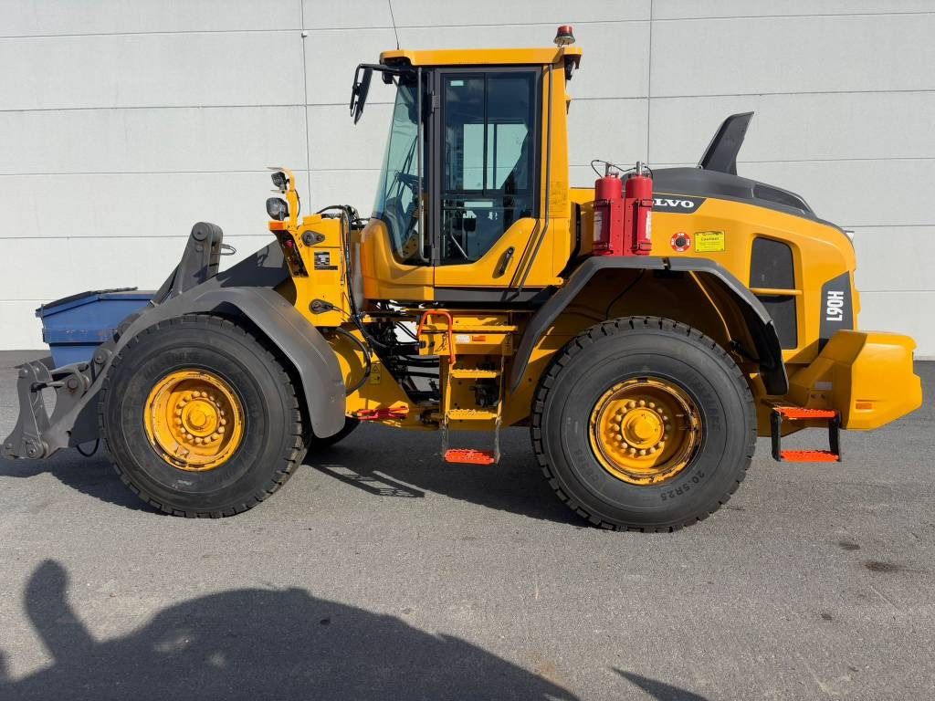 Volvo L 90 H Long Boom - Chargeuse sur pneus: photos 1 Volvo L 90 H Long Boom - Chargeuse sur pneus: photos 1