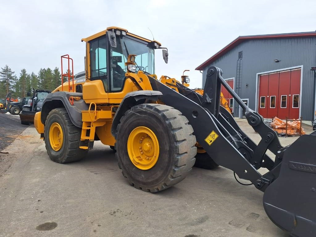 Volvo L110H VAAKA, YM - Chargeuse sur pneus: photos 5 Volvo L110H VAAKA, YM - Chargeuse sur pneus: photos 5