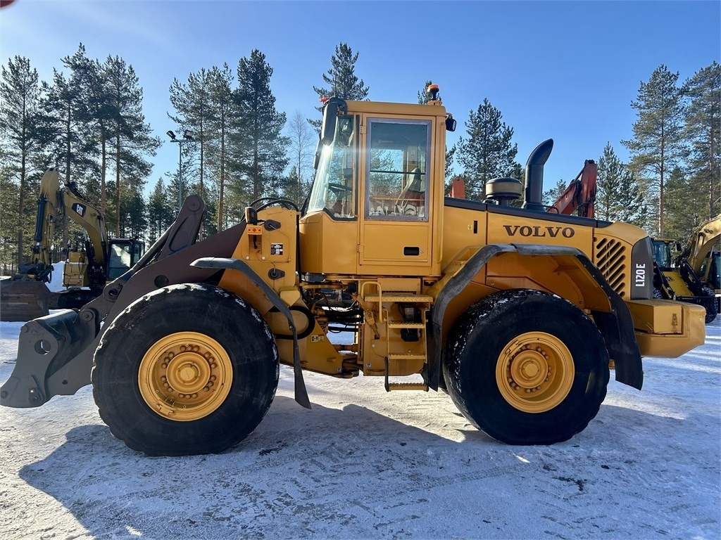 Volvo L120E RASVARILLA - Chargeuse sur pneus: photos 1 Volvo L120E RASVARILLA - Chargeuse sur pneus: photos 1