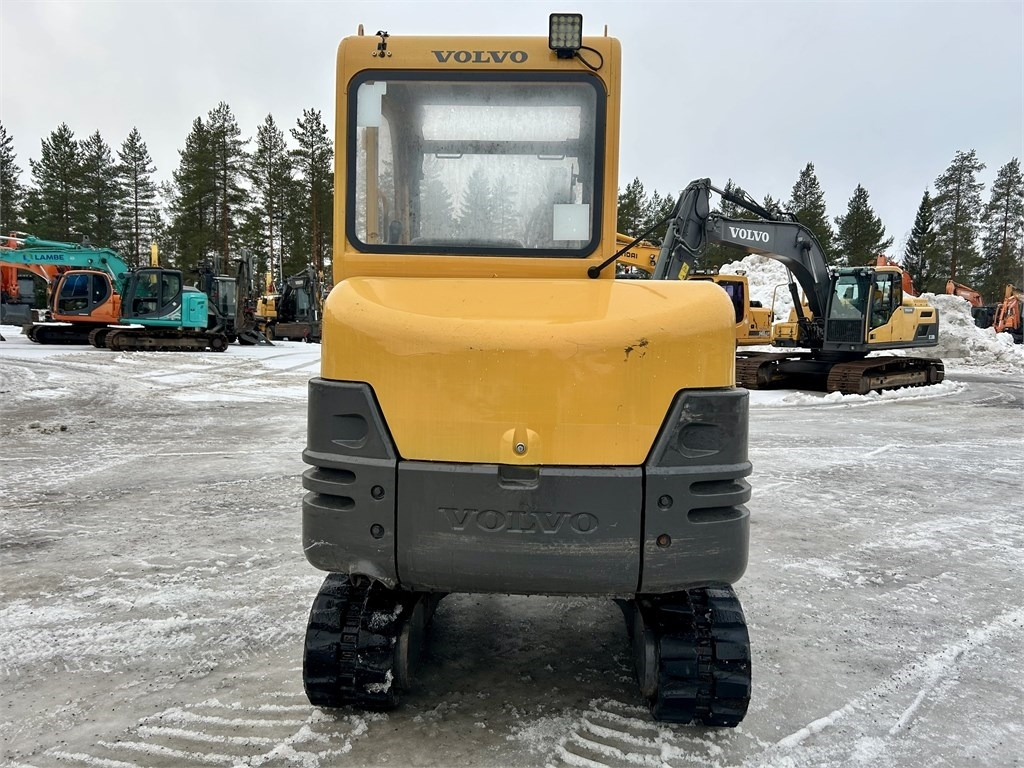 Volvo MYYTY! SOLD! EC25 KALLISTAJA, 2-KAUHAA - Mini pelle: photos 3 Volvo MYYTY! SOLD! EC25 KALLISTAJA, 2-KAUHAA - Mini pelle: photos 3