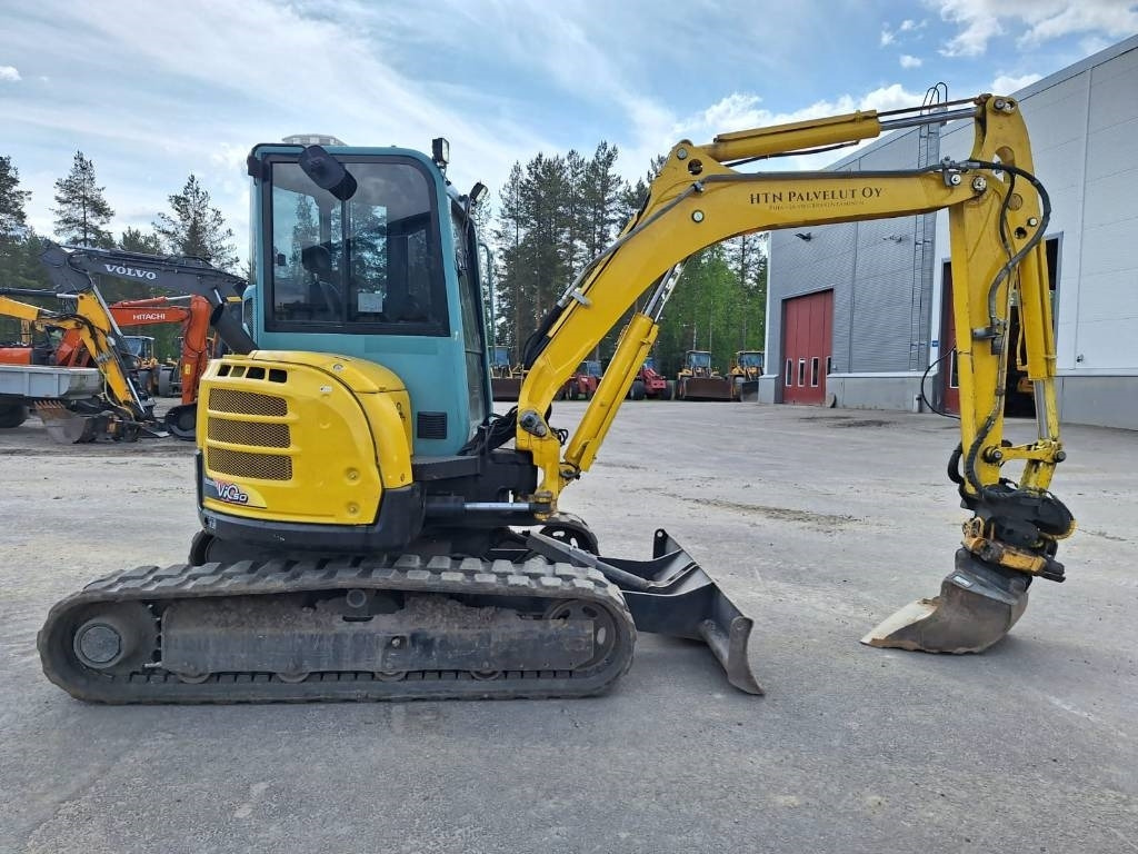Yanmar MYYTY!!SOLD!!! ViO50U PYÖRITTÄJÄLLÄ - Mini pelle: photos 4 Yanmar MYYTY!!SOLD!!! ViO50U PYÖRITTÄJÄLLÄ - Mini pelle: photos 4