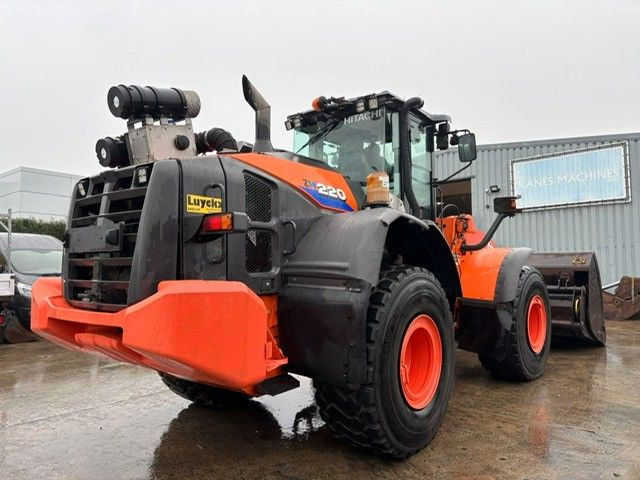 Hitachi ZW220-6. Hochkippschaufel. Wage. - Chargeuse sur pneus: photos 4 Hitachi ZW220-6. Hochkippschaufel. Wage. - Chargeuse sur pneus: photos 4