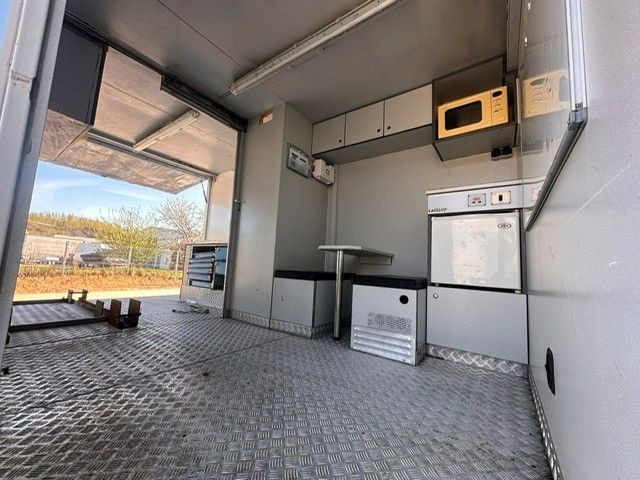 Renault Midlum 240dXi. Klima. 225.000km. - Camion fourgon: photos 5 Renault Midlum 240dXi. Klima. 225.000km. - Camion fourgon: photos 5