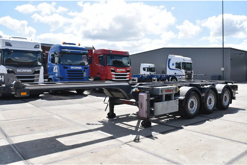 Renders HASTRAILER FCC - ALL CONNECTIONS - LIFT AXLE - 2 x EXTENDABLE - SAF AXLES - DISC BRAKES - EXCELLENT CONDITION - - Semi-remorque porte-conteneur/ Caisse mobile: photos 5 Renders HASTRAILER FCC - ALL CONNECTIONS - LIFT AXLE - 2 x EXTENDABLE - SAF AXLES - DISC BRAKES - EXCELLENT CONDITION - - Semi-remorque porte-conteneur/ Caisse mobile: photos 5