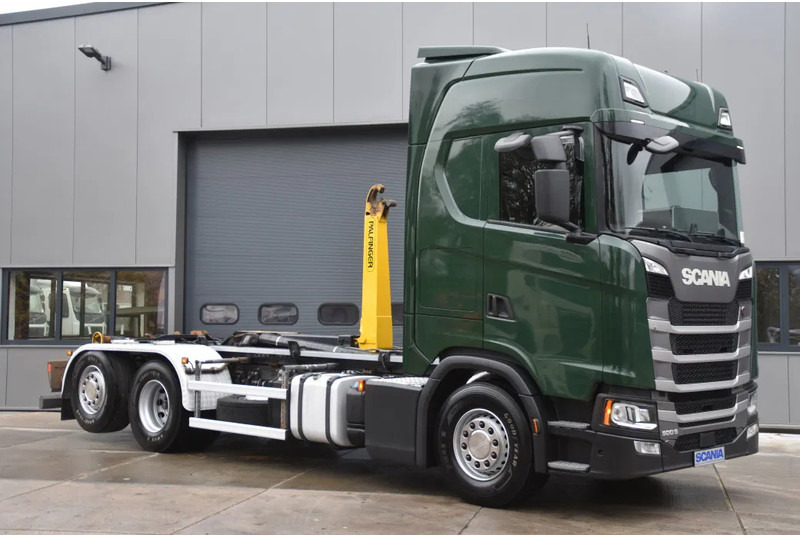 Scania S500 NGS 6x2*4 - HOOKLIFT - RETARDER - 477 TKM - PARK. AIRCO - WHEELBASE: 475 CM - PTO - EXCELLENT CONDITION - - Camion ampliroll: photos 2 Scania S500 NGS 6x2*4 - HOOKLIFT - RETARDER - 477 TKM - PARK. AIRCO - WHEELBASE: 475 CM - PTO - EXCELLENT CONDITION - - Camion ampliroll: photos 2