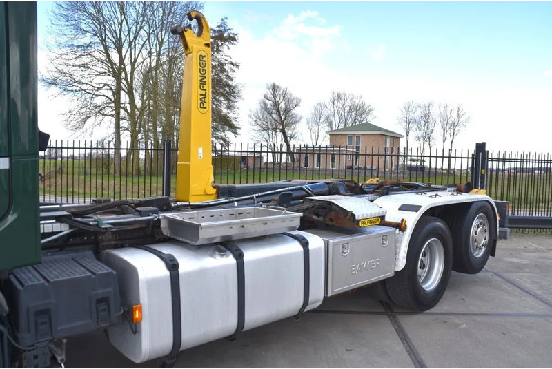 Scania S500 NGS 6x2*4 - HOOKLIFT SYSTEM - RETARDER - PARK. AIRCO - WHEELBASE: 475 CM - PTO - GOOD CONDITION - - Camion ampliroll: photos 4 Scania S500 NGS 6x2*4 - HOOKLIFT SYSTEM - RETARDER - PARK. AIRCO - WHEELBASE: 475 CM - PTO - GOOD CONDITION - - Camion ampliroll: photos 4