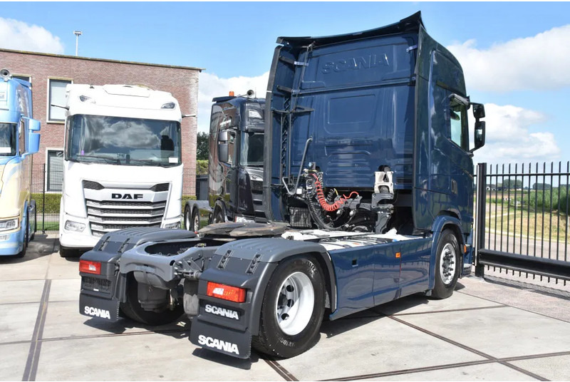 Scania S450 NGS 4x2NB - FULL AIR - 787 TKM - RETARDER - PARK. AIRCO - 2 x FUEL TANKS - TOP CONDITION - - Tracteur routier: photos 3 Scania S450 NGS 4x2NB - FULL AIR - 787 TKM - RETARDER - PARK. AIRCO - 2 x FUEL TANKS - TOP CONDITION - - Tracteur routier: photos 3