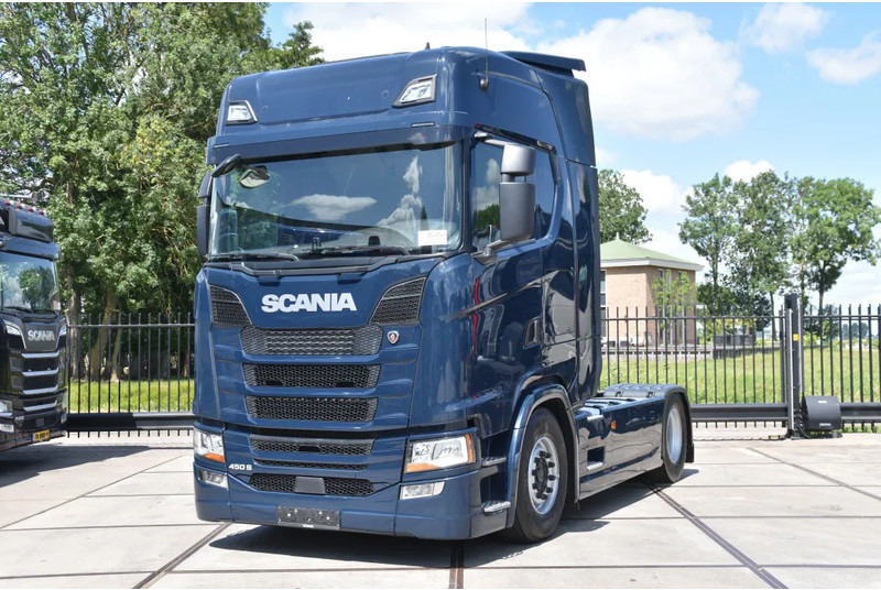 Scania S450 NGS 4x2NB - FULL AIR - 847 TKM - RETARDER - PARK. AIRCO - 2 x FUEL TANKS - TOP CONDITION - - Tracteur routier: photos 2 Scania S450 NGS 4x2NB - FULL AIR - 847 TKM - RETARDER - PARK. AIRCO - 2 x FUEL TANKS - TOP CONDITION - - Tracteur routier: photos 2