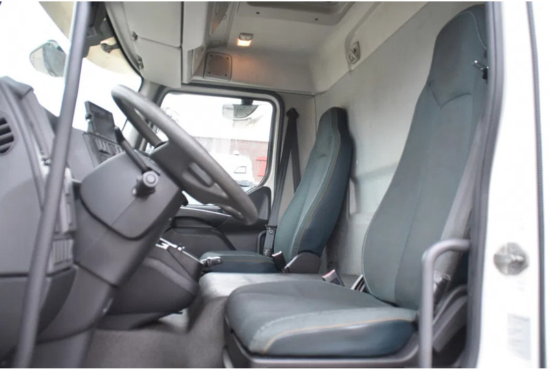 Volvo FL 280 4x2 + BOX - 312 TKM - AIRCO - DOUBLE CARGOFLOOR - ELEVATOR - REMOTE CONTROL - CAMERA - - Camion fourgon: photos 4 Volvo FL 280 4x2 + BOX - 312 TKM - AIRCO - DOUBLE CARGOFLOOR - ELEVATOR - REMOTE CONTROL - CAMERA - - Camion fourgon: photos 4