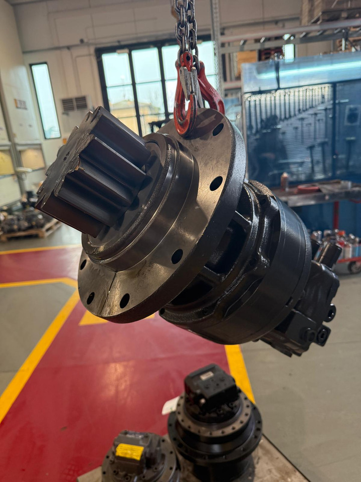 Bonfiglioli CASE CX30 - Moteur de rotation pour Engins de chantier: photos 1 Bonfiglioli CASE CX30 - Moteur de rotation pour Engins de chantier: photos 1