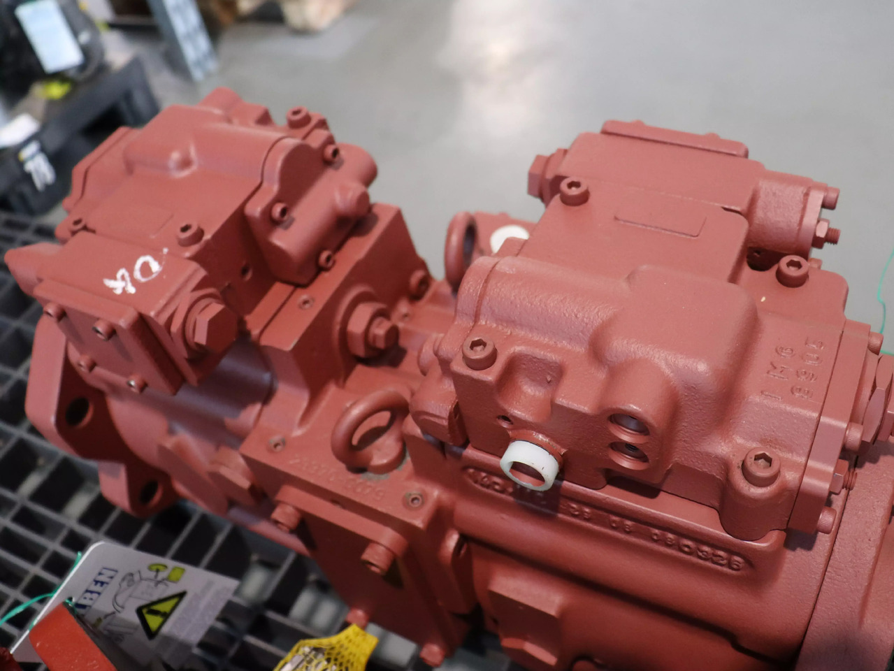 KAWASAKI K5V140DTP1A1R6NOA1 - Moteur hydraulique pour Engins de chantier: photos 4 KAWASAKI K5V140DTP1A1R6NOA1 - Moteur hydraulique pour Engins de chantier: photos 4