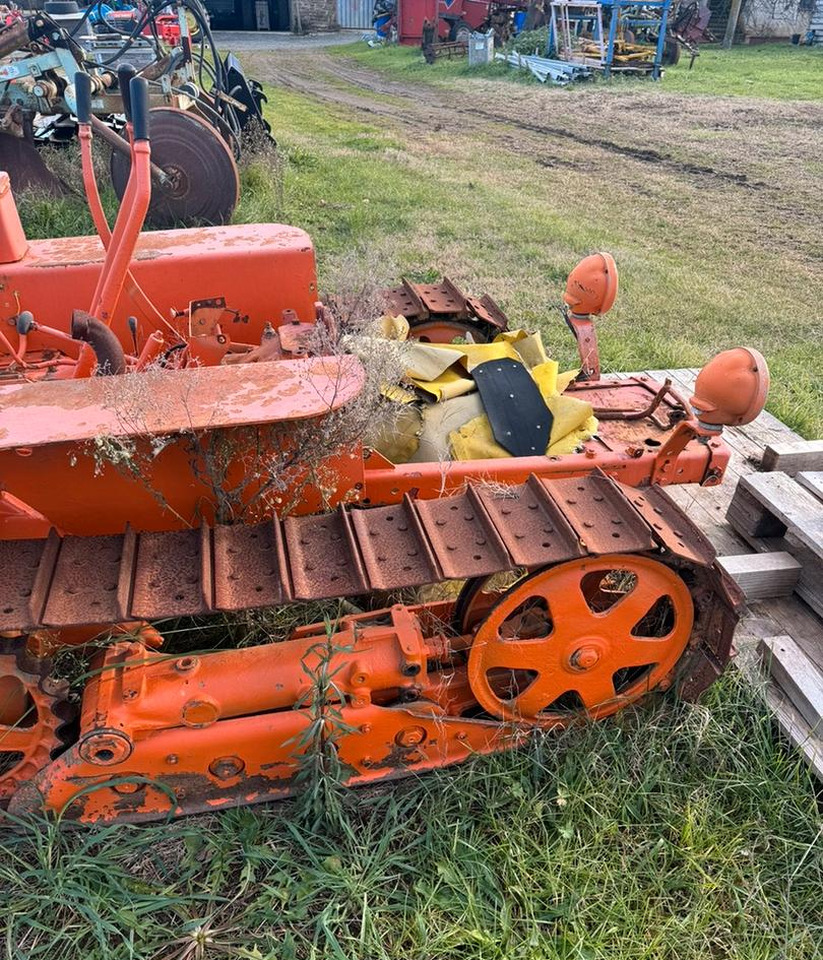 Fiat 352 - Tracteur agricole: photos 1 Fiat 352 - Tracteur agricole: photos 1