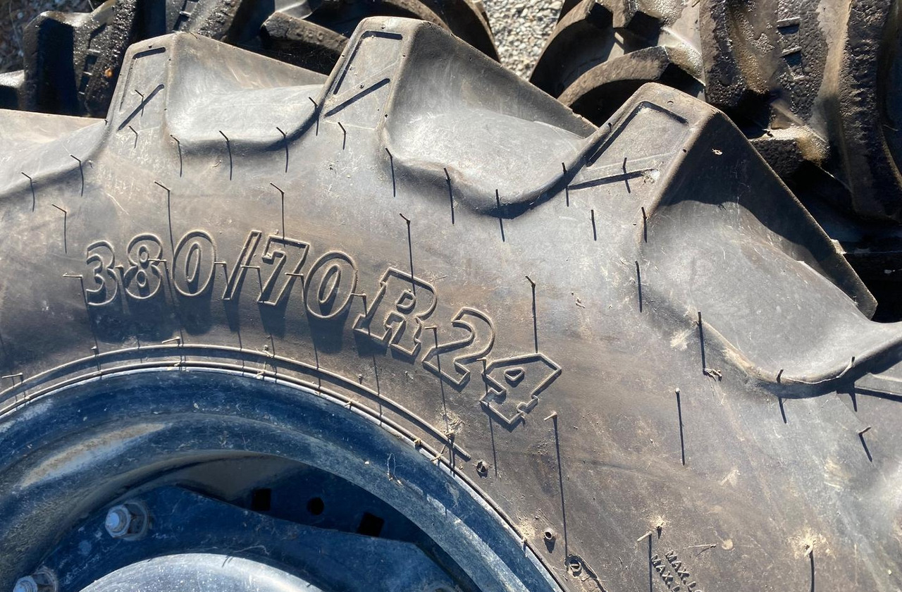 Pneumatico trattore - Roue complète pour Tracteur agricole: photos 2 Pneumatico trattore - Roue complète pour Tracteur agricole: photos 2