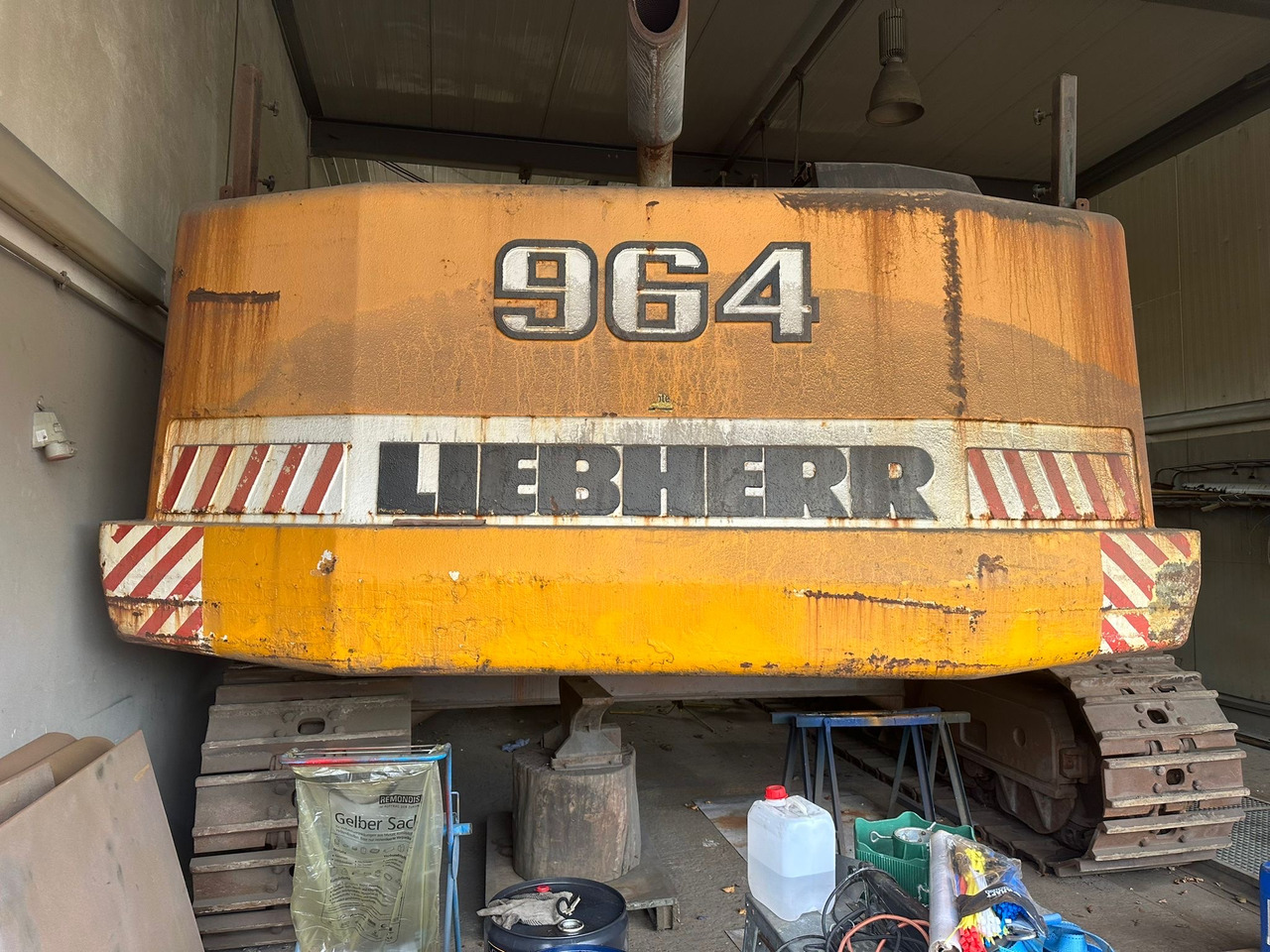 LIEBHERR R964 - Pelle sur chenille: photos 3 LIEBHERR R964 - Pelle sur chenille: photos 3