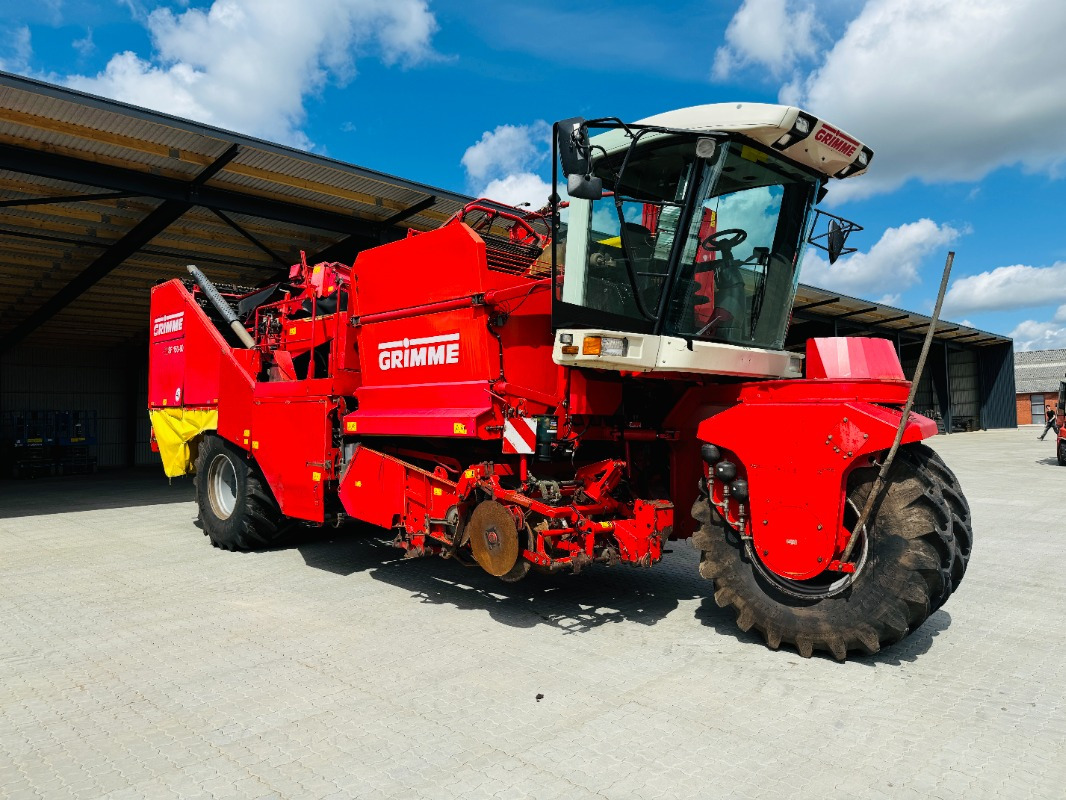 Grimme SF-150-60-UB - Arracheuse de pommes de terre: photos 1 Grimme SF-150-60-UB - Arracheuse de pommes de terre: photos 1