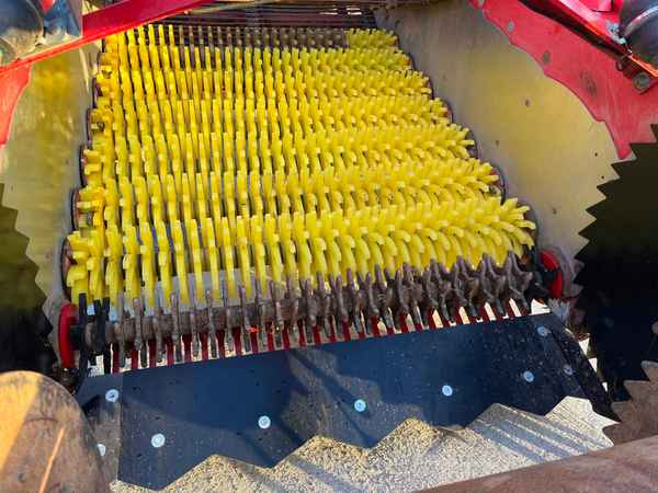 Grimme CS 150 - Arracheuse de pommes de terre: photos 5 Grimme CS 150 - Arracheuse de pommes de terre: photos 5