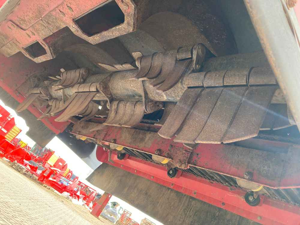 Grimme Grimme HT 210 Front Mounted Self-Propelled Topper - Matériel de récolte: photos 3 Grimme Grimme HT 210 Front Mounted Self-Propelled Topper - Matériel de récolte: photos 3