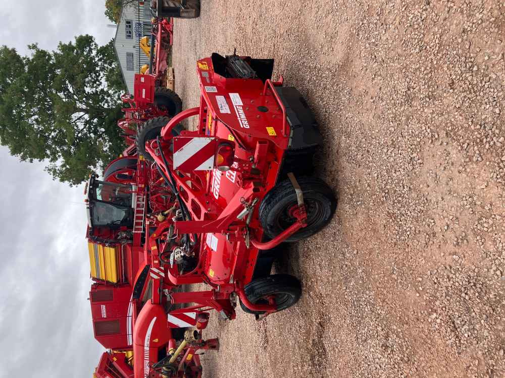 Grimme Grimme HT 210 Front Mounted Self-Propelled Topper - Matériel de récolte: photos 1 Grimme Grimme HT 210 Front Mounted Self-Propelled Topper - Matériel de récolte: photos 1