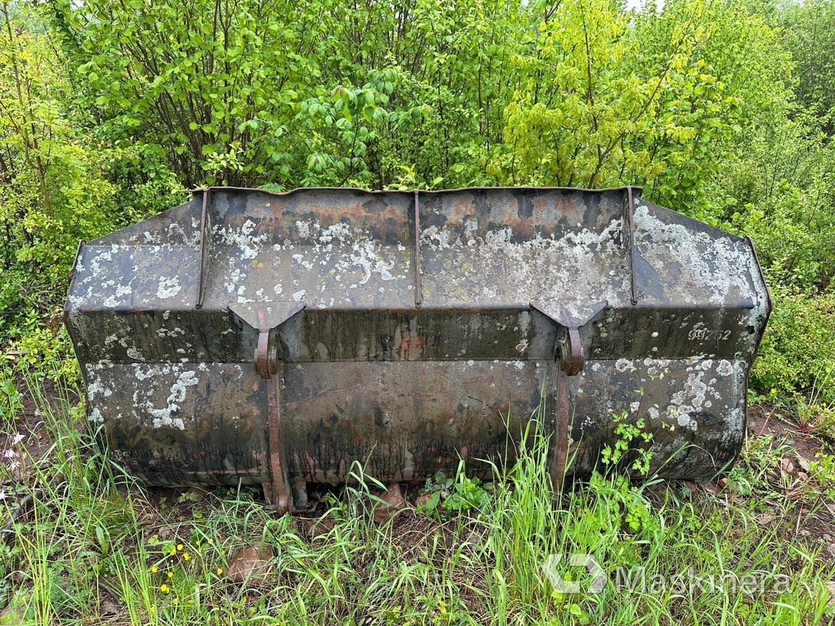 Grusskopa Volvo Stora BM - Godet pour chargeur: photos 3 Grusskopa Volvo Stora BM - Godet pour chargeur: photos 3