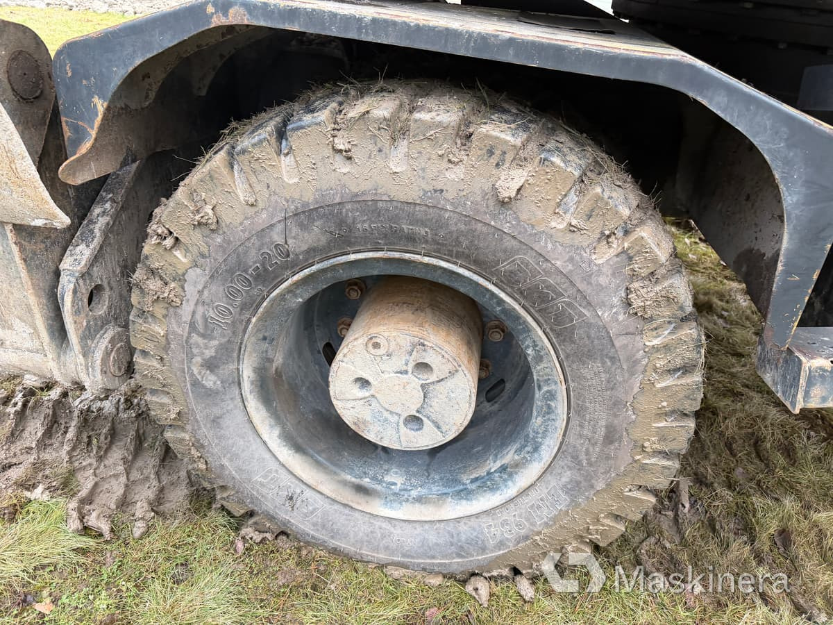 Pelle sur chenille Hjulgrävare Hyundai Robex 170W-7A: photos 27