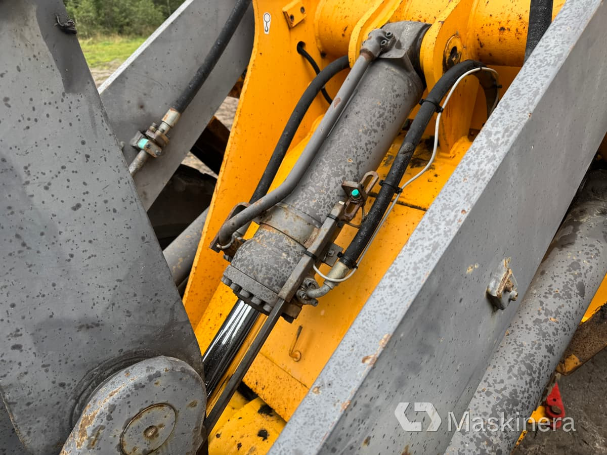 Chargeuse sur pneus Hjullastare Volvo L70D: photos 27 Chargeuse sur pneus Hjullastare Volvo L70D: photos 27