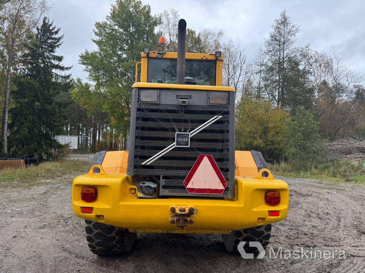 Chargeuse sur pneus Hjullastare Volvo L70D: photos 6 Chargeuse sur pneus Hjullastare Volvo L70D: photos 6