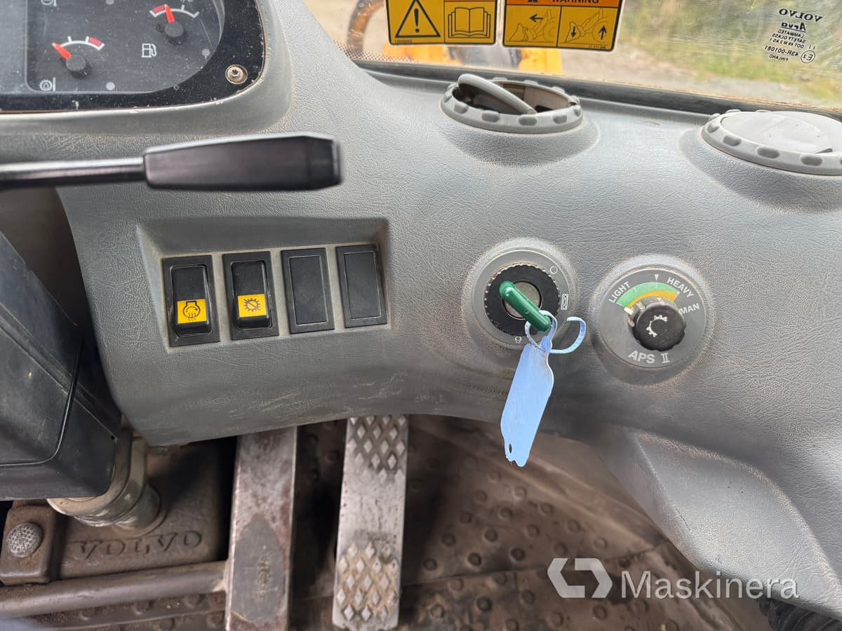 Chargeuse sur pneus Hjullastare Volvo L70D: photos 20 Chargeuse sur pneus Hjullastare Volvo L70D: photos 20