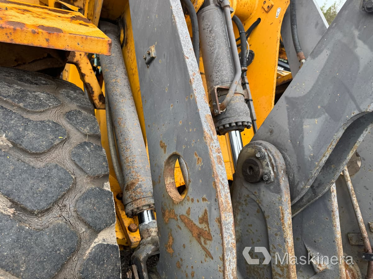 Chargeuse sur pneus Hjullastare Volvo L70D: photos 29 Chargeuse sur pneus Hjullastare Volvo L70D: photos 29